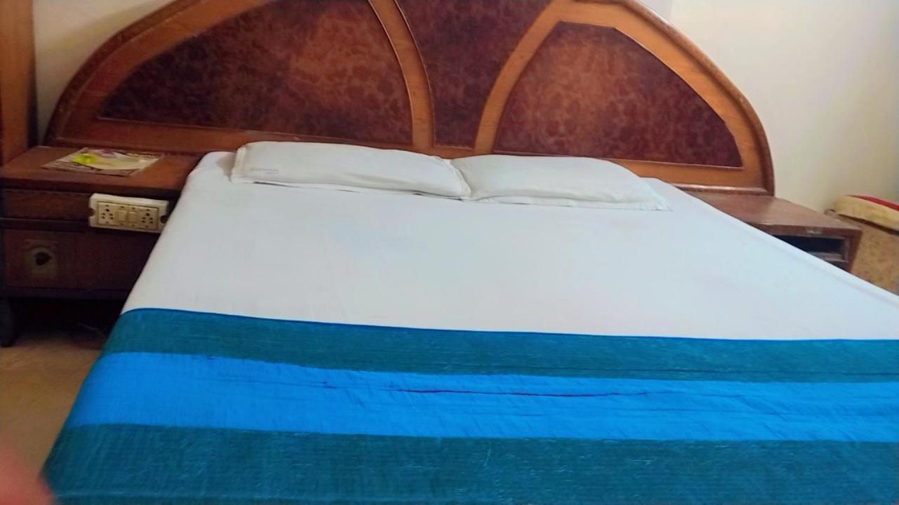 Hotel Maharaja Continental - New Delhi Ngoại thất bức ảnh