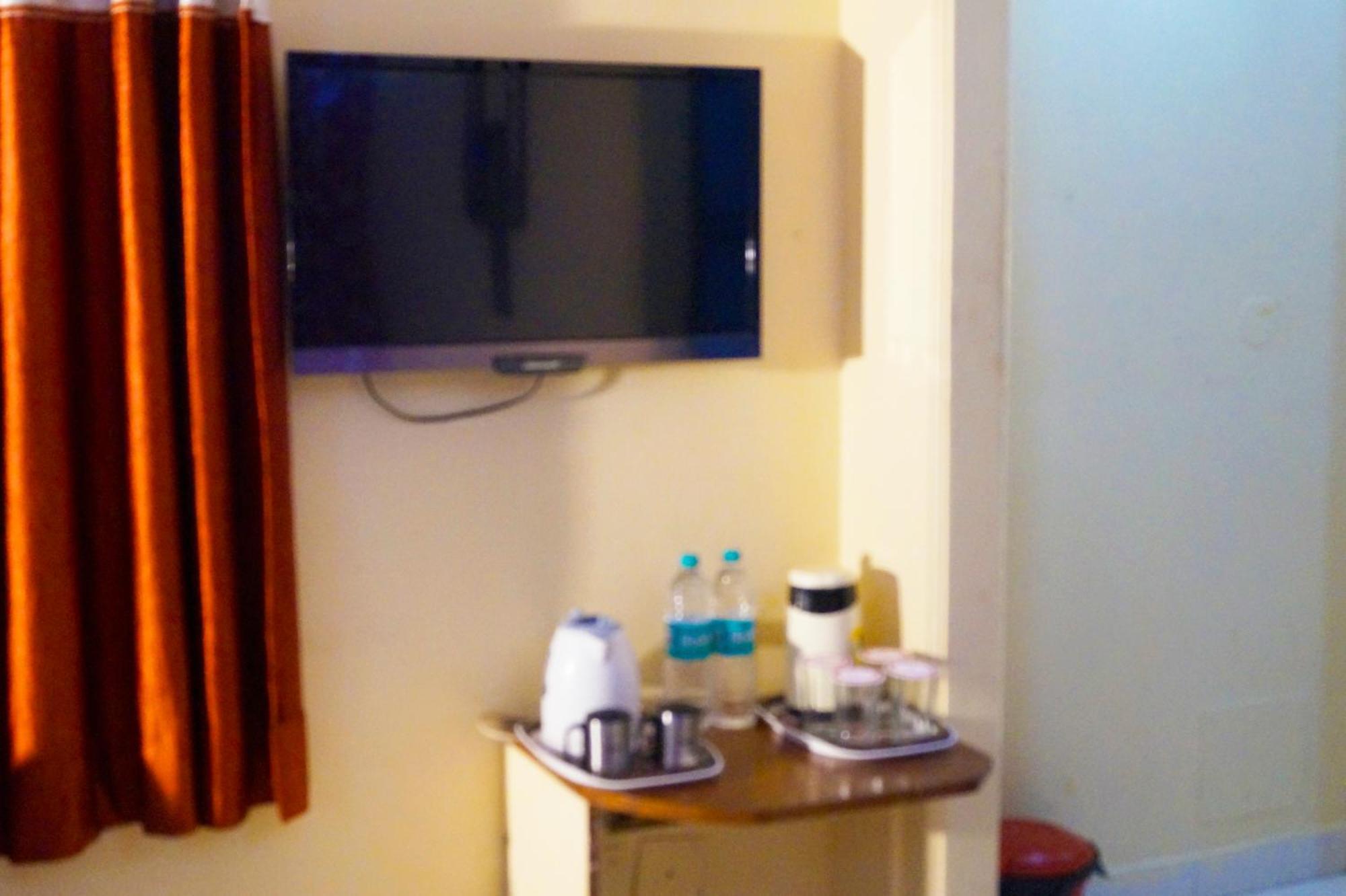 Hotel Maharaja Continental - New Delhi Ngoại thất bức ảnh